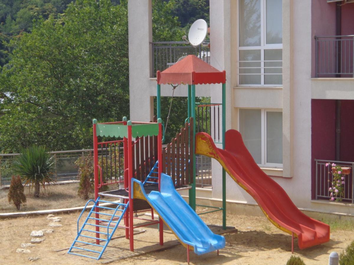 Kavarna Hills Apartments Exterior photo