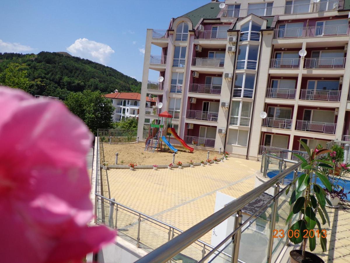 Kavarna Hills Apartments Exterior photo